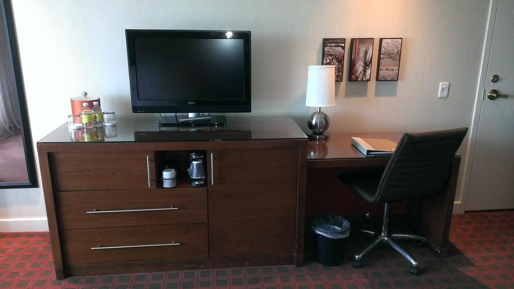 Great Cedar Hotel At Foxwoods Ledyard Center Room photo
